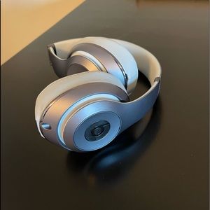 Beats 2 Studio Wireless